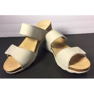Dansko Maddy Ivory Milled Nubuck Sandal Size 38 / US 7.5  (135.00)